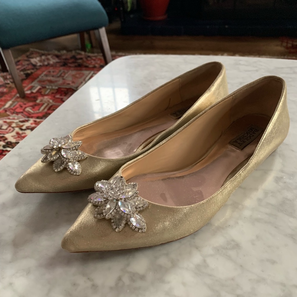 Badgley Mischka Ballet Flats Women Ivory Satin rhinestones wedding size 8.5